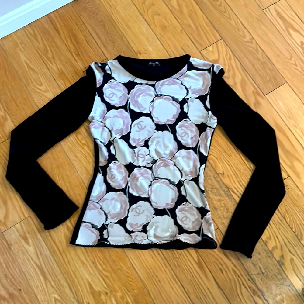 Chanel vintage 04A Camellia long sleeve shirt